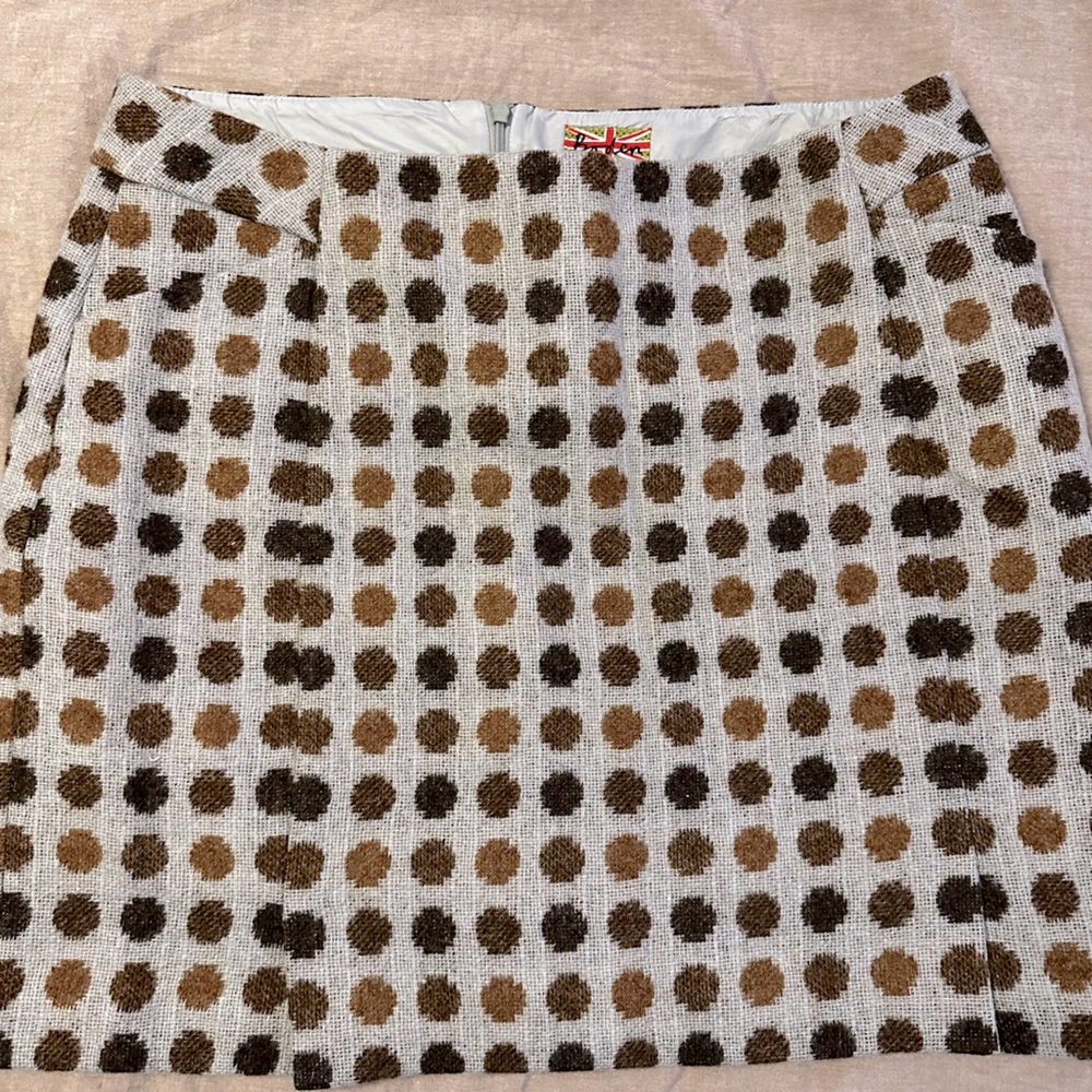 Wool with satin lining mod skirt